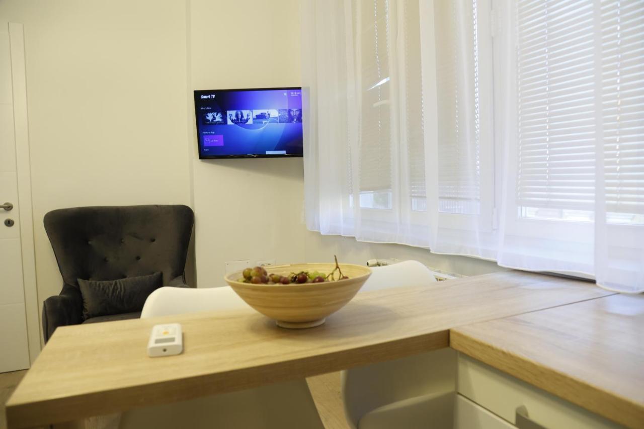 Blue And Rose Cozy - Quiet In The Best Location - Self Check-In - 5Th Floor With Elevator Σαράγεβο Εξωτερικό φωτογραφία